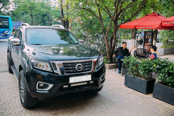 Nissan Navara 2018 : Mẫu xe ưa thích của Minh Tiệp- Ông trùm Vũ “ sắt “